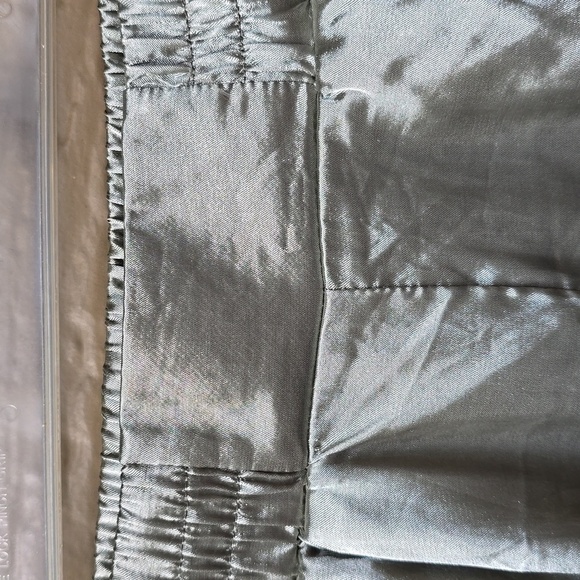 PrettyLittleThing Ahannon Sage Green Satin Side Stripe Boxer Jogger 0 NEW - Picture 10 of 14